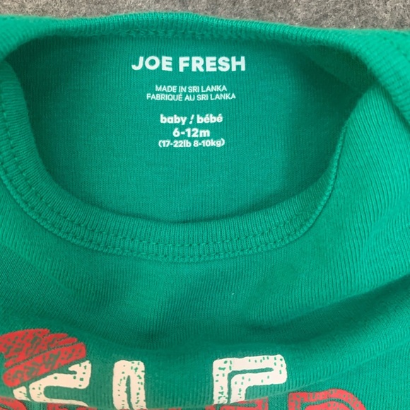 🌟3/$15🌟 Joe Fresh Cotton Christmas Graphic Bodysuit Size 6-12 M - Picture 8 of 8